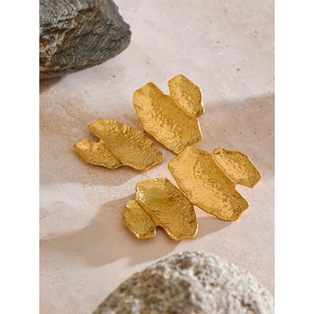 18K Gold Hammered Geometric Earrings – Modern Statement Jewelry by PoisedMe