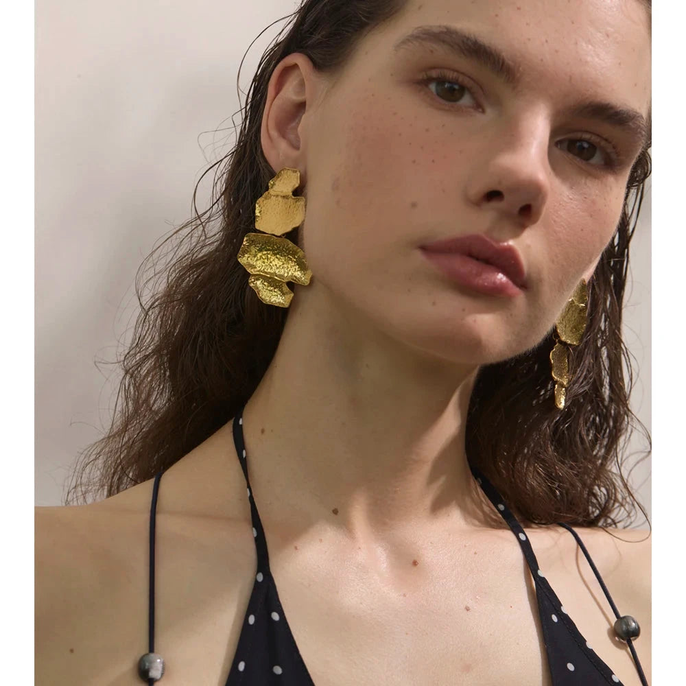 18K Gold Hammered Geometric Earrings – Modern Statement Jewelry by PoisedMe