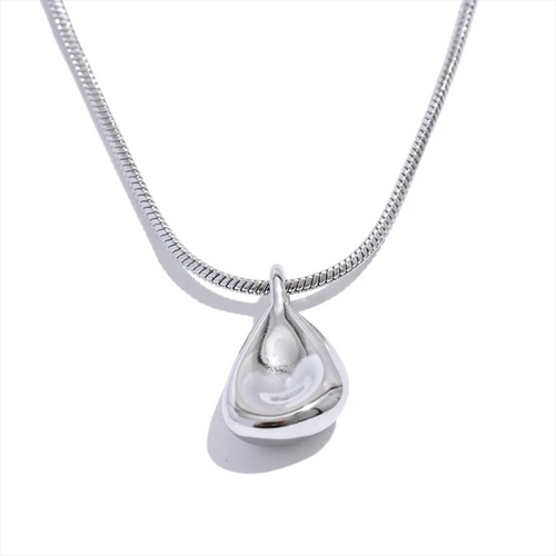 Aurea” Geometric Pendant Necklace – 18K Gold or Silver Plated Stainless Steel | Minimalist Waterproof Unisex Jewelry by PoisedMe
