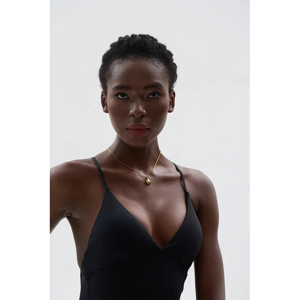 Aurea” Geometric Pendant Necklace – 18K Gold or Silver Plated Stainless Steel | Minimalist Waterproof Unisex Jewelry by PoisedMe