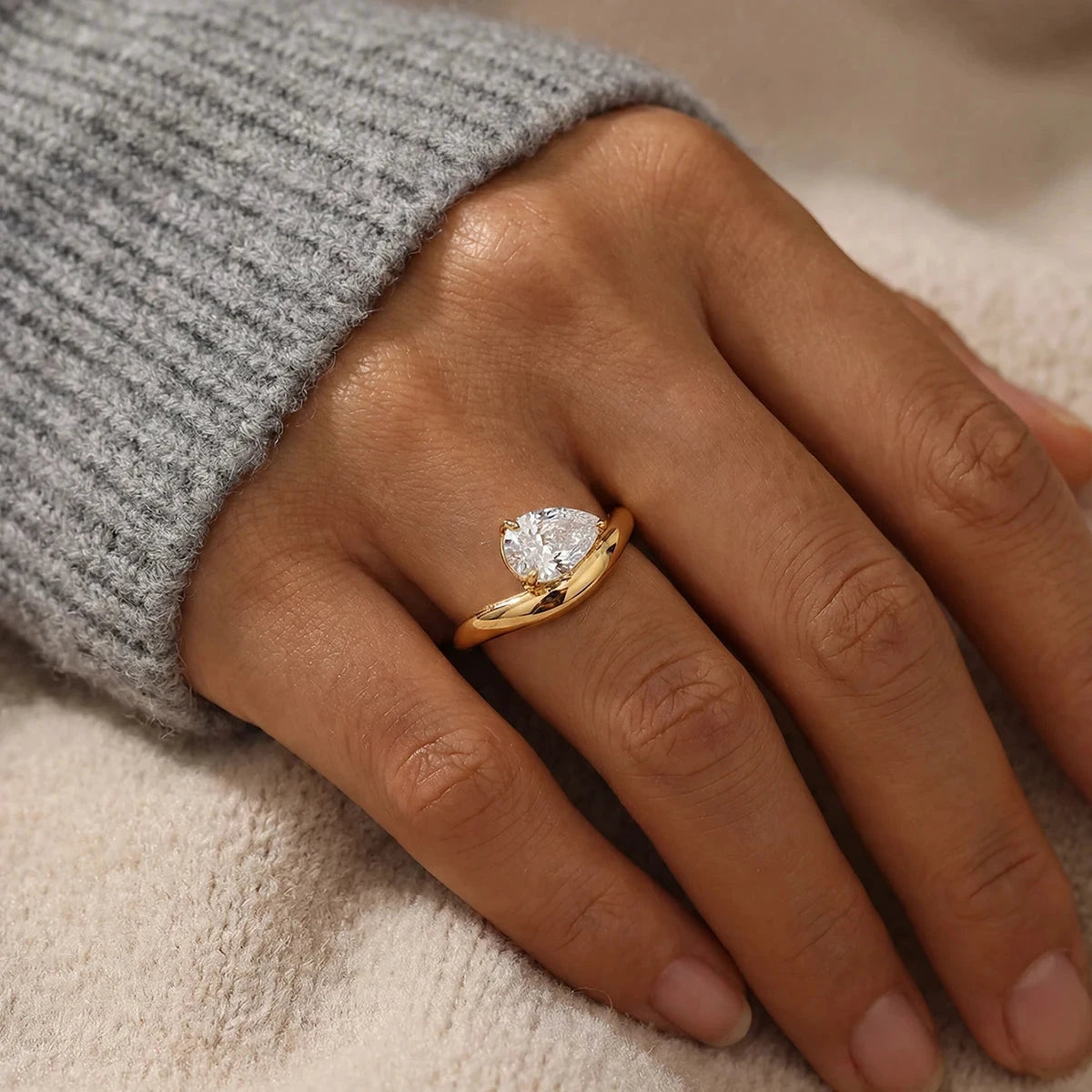 925 Sterling Silver Sparkling Water Drop Interweaving Dazzling Clear Pear CZ Finger Rings For Women Gift Wedding Fine Jewelry by PoisedMe